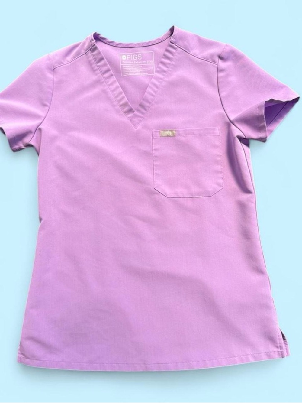 FIGS Lilac Dawn Catarina One Pocket Scrub Top